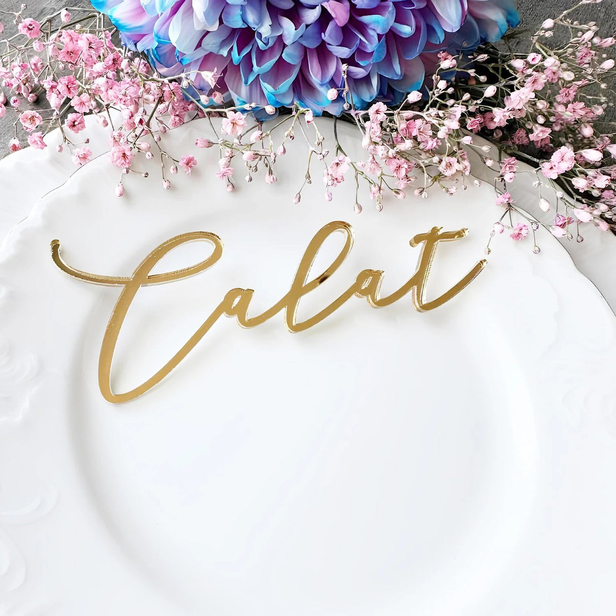Acrylic Wood Place Cards - Luxury Wedding Place Cards, Laser Cut Names Wedding Cards, Customize Wedding Decor Table - I'm Getting Married