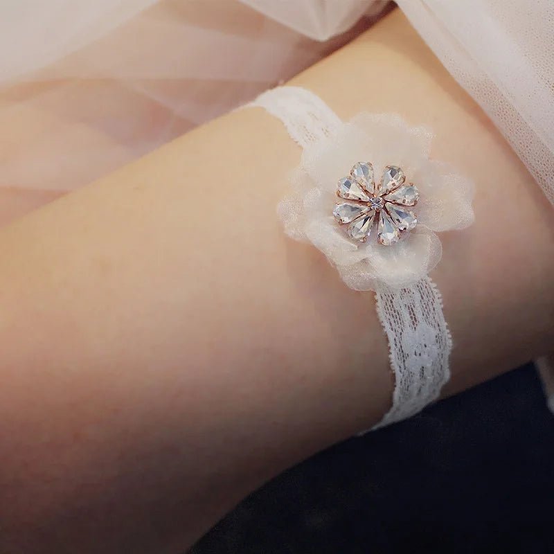 Pearl Lace Bridal Wedding Day Garter - I'm Getting Married