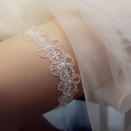 Pearl Lace Bridal Wedding Day Garter - I'm Getting Married