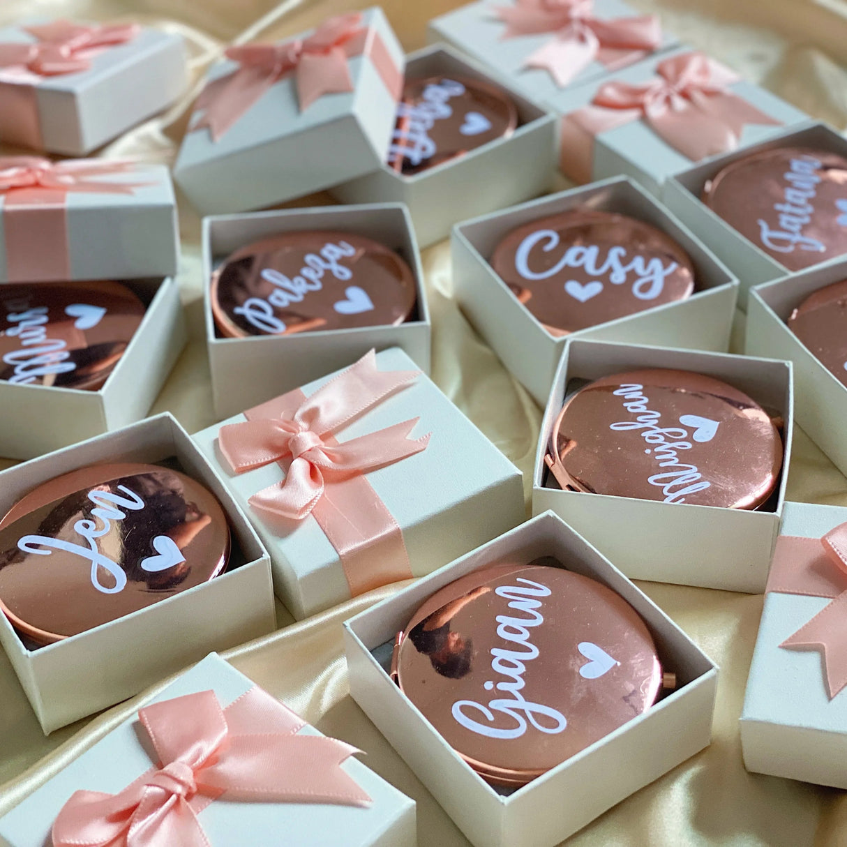Personalised Bridal Party Pocket Mirror - I'm Getting Married
