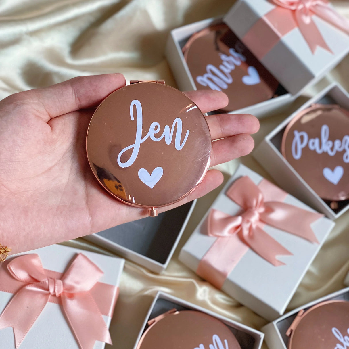 Personalised Bridal Party Pocket Mirror - I'm Getting Married