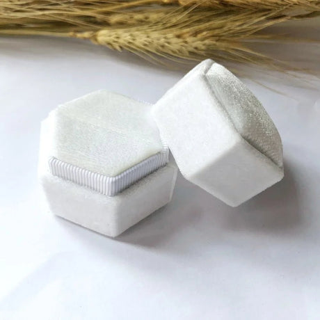 Personalised Velvet Ring Box Wedding - I'm Getting Married